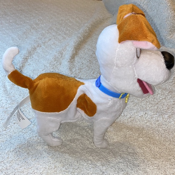 Max the dog from Secret Life of Pets standing animal character toy - Picture 4 of 9